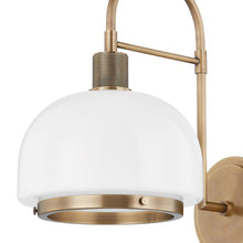 Load image into Gallery viewer, Bradbury Wall Light in Detail.