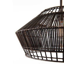 Load image into Gallery viewer, Hunters Point Chandelier in Detail.