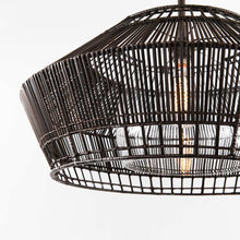 Load image into Gallery viewer, Hunters Point Chandelier in Detail.