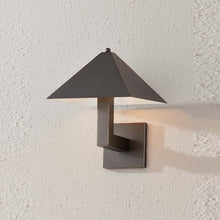 Load image into Gallery viewer, Knight Wall Light in Detail.