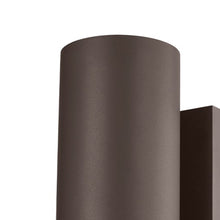 Load image into Gallery viewer, Perry Outdoor Wall Light in Detail.