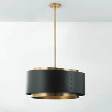 Load image into Gallery viewer, Roux Pendant Light in Detail.
