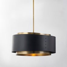 Load image into Gallery viewer, Roux Pendant Light in Detail.