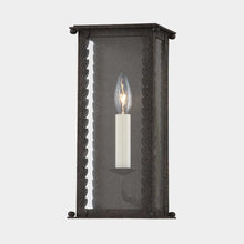 Load image into Gallery viewer, Zuma Outdoor Wall Light in Detail.