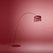Load image into Gallery viewer, Twiggy Grid Outdoor LED Floor Lamp - Additional image.