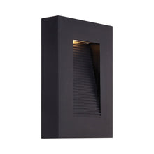Load image into Gallery viewer, Urban LED Wall Light in Black.