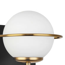 Load image into Gallery viewer, WS1002 LED Bath Wall Light in Detail.