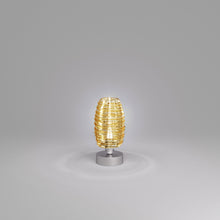 Load image into Gallery viewer, Damasco Table Lamp in Detail.