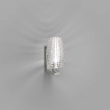 Load image into Gallery viewer, Damasco Wall Light in Detail.