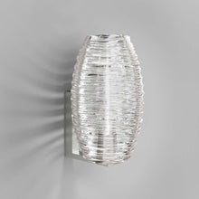 Load image into Gallery viewer, Damasco Wall Light in Detail.