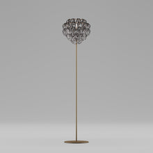 Load image into Gallery viewer, Giogali Floor Lamp in Detail.