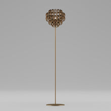 Load image into Gallery viewer, Minigiogali Floor Lamp in Detail.