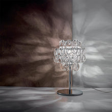 Load image into Gallery viewer, Minigiogali Table Lamp in Detail.