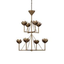 Load image into Gallery viewer, Alberto Chandelier in Detail.