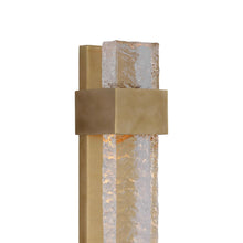 Load image into Gallery viewer, Brock LED Wall Light in Detail.