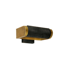 Load image into Gallery viewer, David Display Art Light in Hand-Rubbed Antique Brass/Bronze (7-Inch).