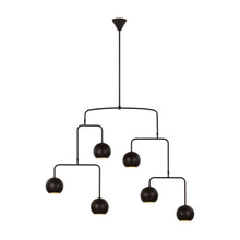 Load image into Gallery viewer, Chaumont XL Chandelier in Detail.