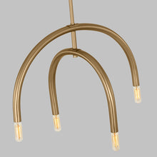 Load image into Gallery viewer, Hadden Chandelier in Detail.