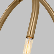 Load image into Gallery viewer, Hadden Chandelier in Detail.