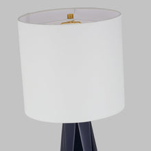 Load image into Gallery viewer, Moresby Table Lamp in Detail.