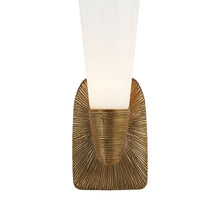 Load image into Gallery viewer, Utopia Bath Wall Light in Detail.