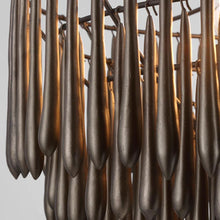 Load image into Gallery viewer, Vacarro LED Chandelier in Detail.