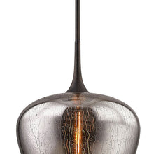 Load image into Gallery viewer, West End Pendant Light in Detail.