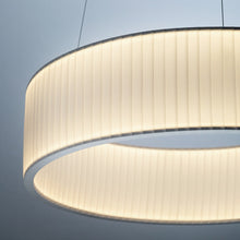 Load image into Gallery viewer, Ronde LED Pendant Light in Detail.
