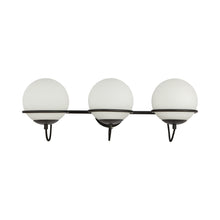 Load image into Gallery viewer, Alba Bath Wall Light in Detail.
