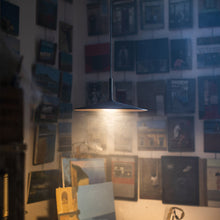 Load image into Gallery viewer, Aplomb Wide Pendant Light in Detail.
