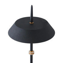 Load image into Gallery viewer, Santa Monica LED Floor Lamp in Detail.
