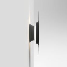 Load image into Gallery viewer, Facce Prism Shallow LED Ceiling / Wall Light in Detail.

