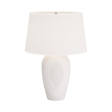 Load image into Gallery viewer, Amelia Table Lamp in Detail.
