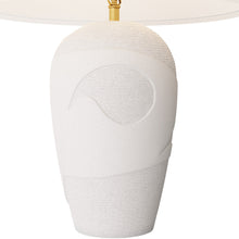 Load image into Gallery viewer, Amelia Table Lamp in Detail.
