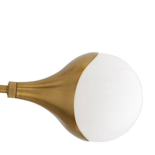 Load image into Gallery viewer, Augustus Chandelier in Detail.
