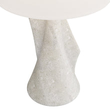 Load image into Gallery viewer, Bruce Table Lamp in Detail.
