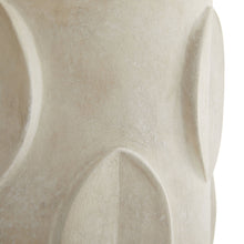 Load image into Gallery viewer, Jardanna Table Lamp in Detail.
