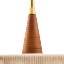 Load image into Gallery viewer, Middlebury Pendant Light in Detail.
