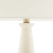Load image into Gallery viewer, Padget Table Lamp in Detail.
