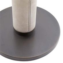 Load image into Gallery viewer, Russel Floor Lamp in Detail.
