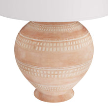 Load image into Gallery viewer, Tahoe Table Lamp in Detail.
