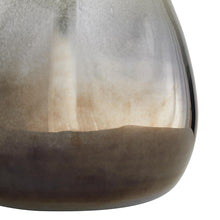 Load image into Gallery viewer, Tiber Table Lamp in Detail.

