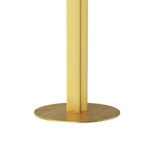 Load image into Gallery viewer, Valiant Floor Lamp in Detail.
