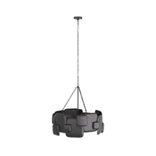 Load image into Gallery viewer, Waylon Chandelier in Detail.
