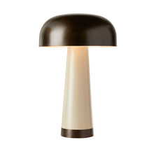 Load image into Gallery viewer, Williams Table Lamp in Detail.
