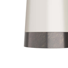 Load image into Gallery viewer, Williams Table Lamp in Detail.
