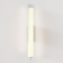 Load image into Gallery viewer, io LED Wall Light in Detail.
