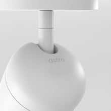 Load image into Gallery viewer, Koto Single Spot Light in Detail.
