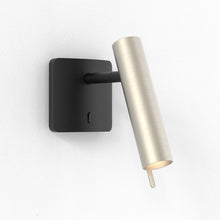 Load image into Gallery viewer, Leda Wall Light in Detail.
