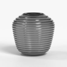 Load image into Gallery viewer, Nara Taper Shade in Detail.
